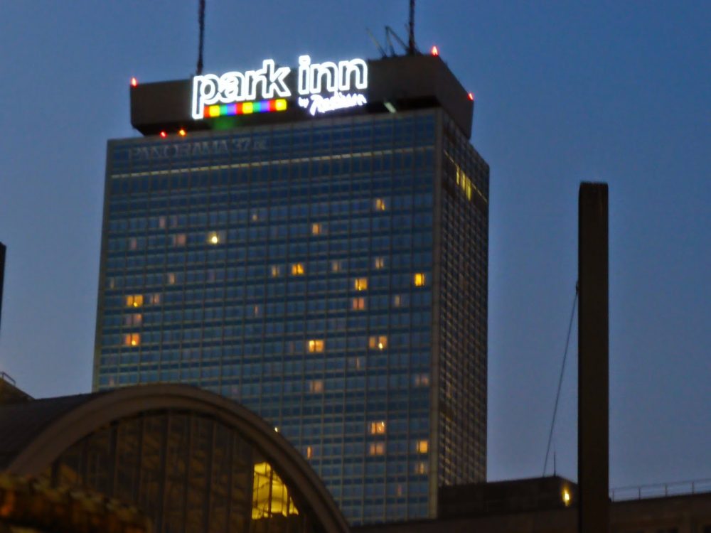 hotel-park-inn-by-radisson-berlin