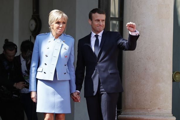 brigitte-trogneux-usou-louis-vuitton-para-a-posse-presidencial