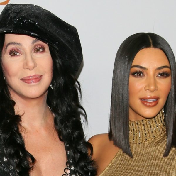 cher-20-vezes-copiada-por-kim-kardashian