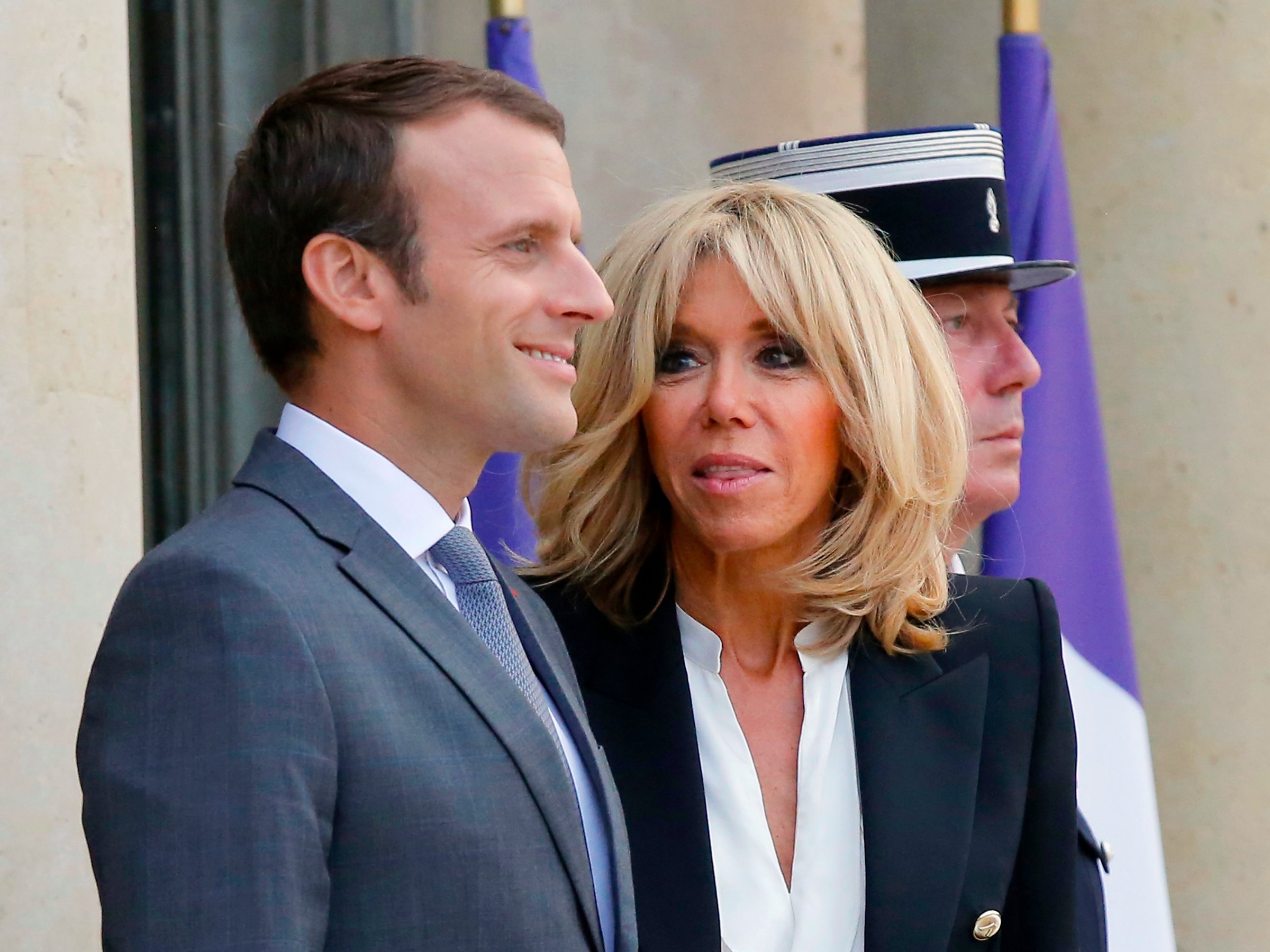 brigitte-macron-bate-recordede-vendas-na-capa-da-elle