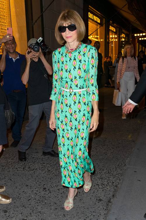 looks de anna-wintour-nas-semanas-de-moda